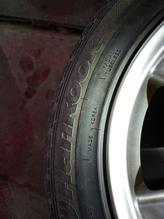 VW GOLF 4 джанти със зимни гуми 205/55/16 7,5 J ET35 5x100 цо56,6