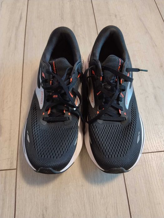 Brooks adrenaline GTS 23