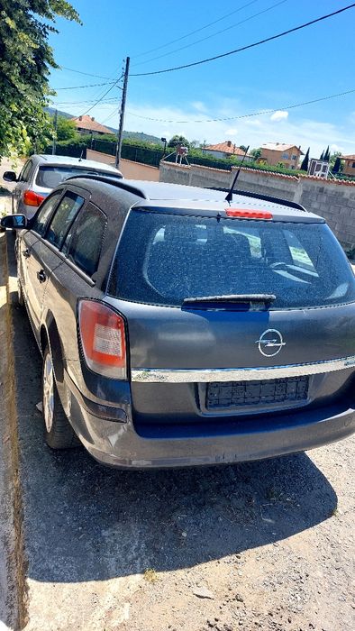 Opel Astra H 2009 - ЦЯЛА