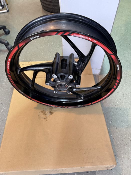 Предна джанта Suzuki GSX-S