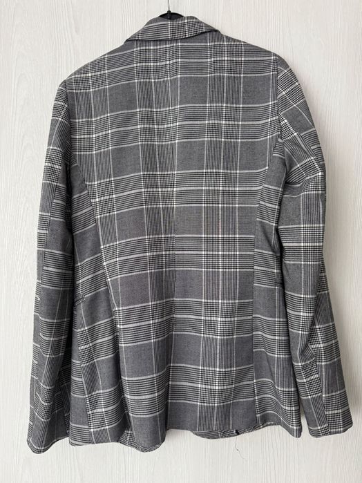 Дамски блейзър Stradivarius