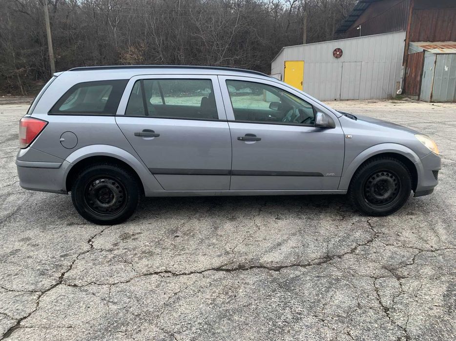 Опел Астра Х 1,3 ЦДТй комби Opel Astra H 1.3 CDTi 2007г На Части