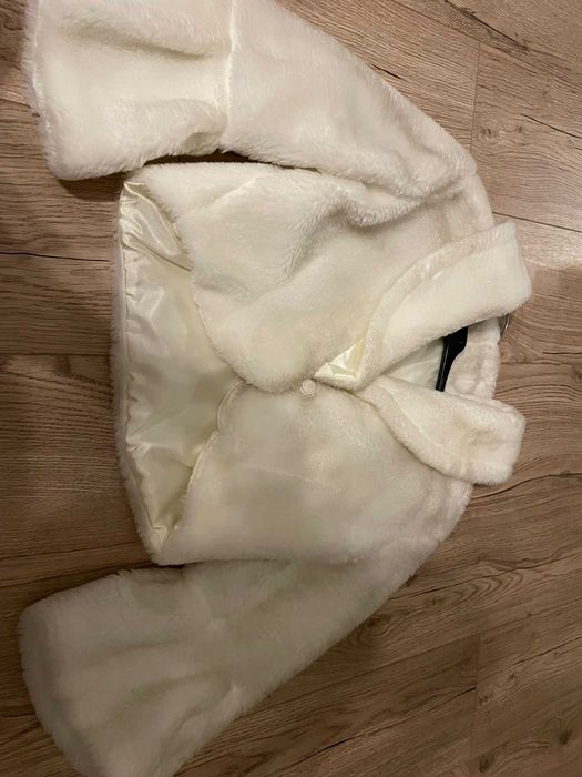 Blanita (haina) alba pentru ocazii - fetite de 6-10 ani