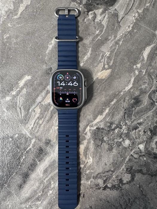 Продам Apple Watch Ultra 2