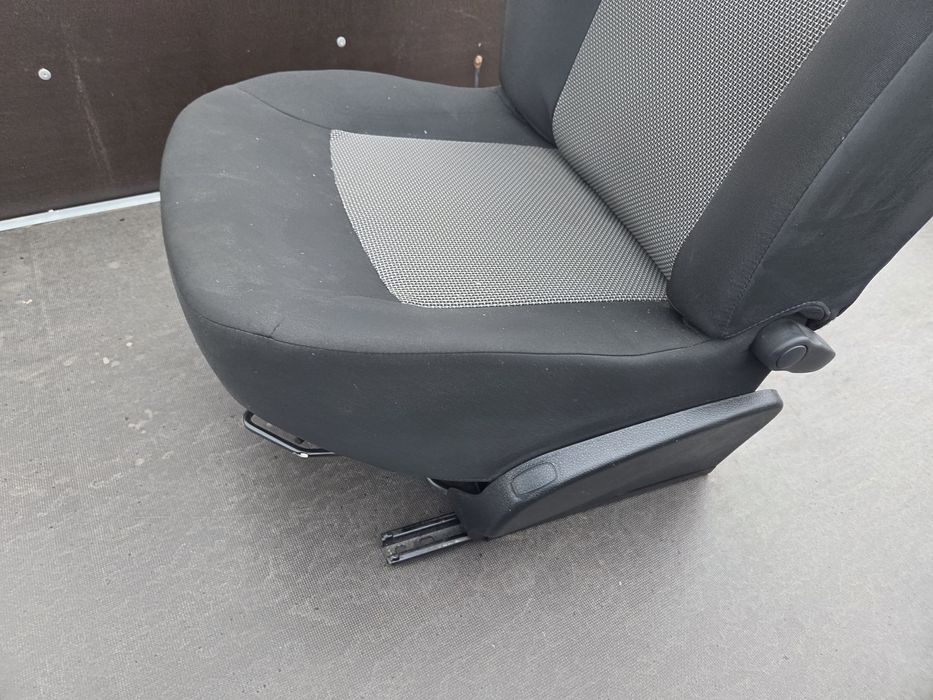 Scaun dacia dokker șofer