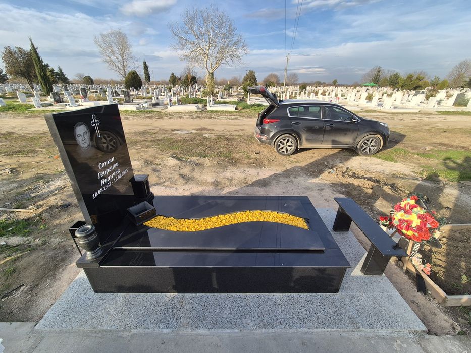 надгробни ПАМЕТНИЦИ от 45€