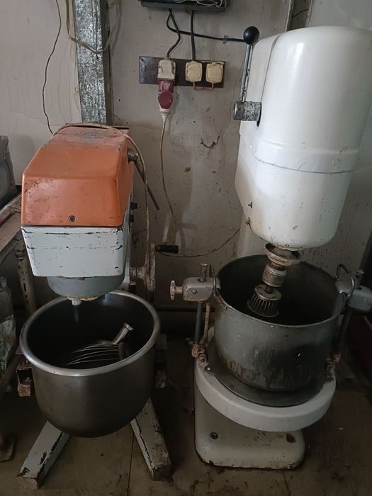 Миксер планетарный