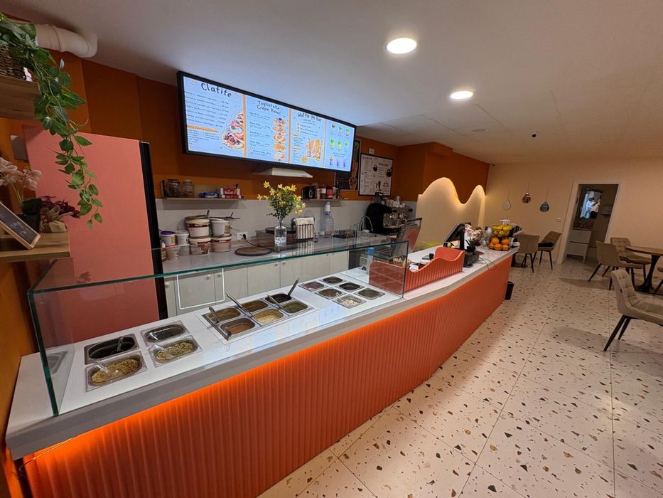 CENTRU- Afacere la cheie WUSO-waffle and coffee
