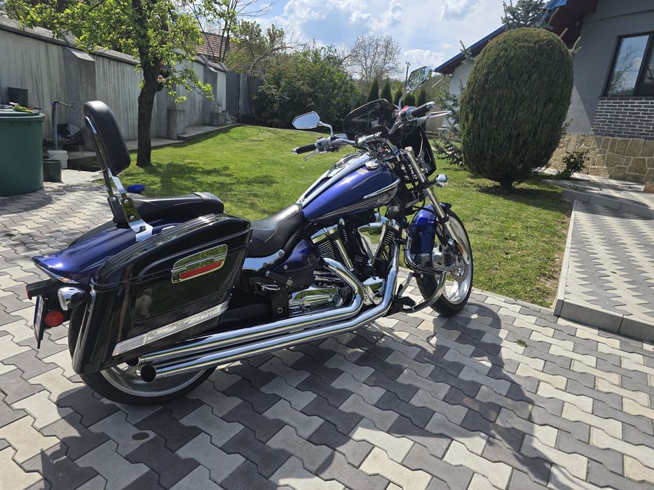 Yamaha raider xv 1900