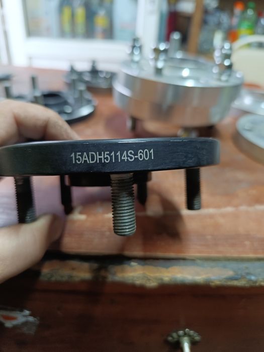 Продам проставки