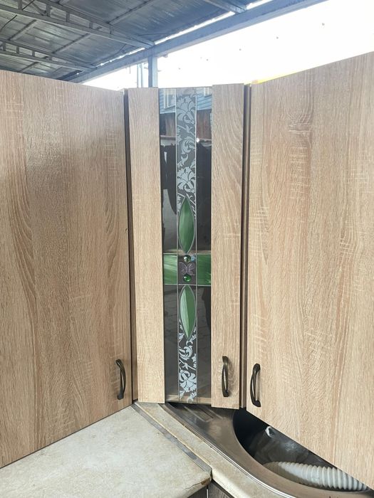 продам Кухонная мебель  верхней часть