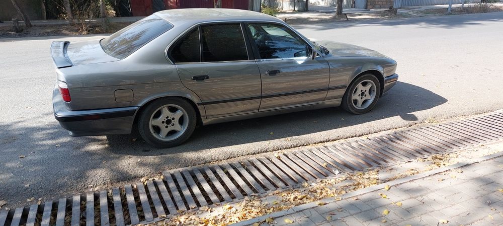 Катафоты в бампер Amerikan looc  бмв е34