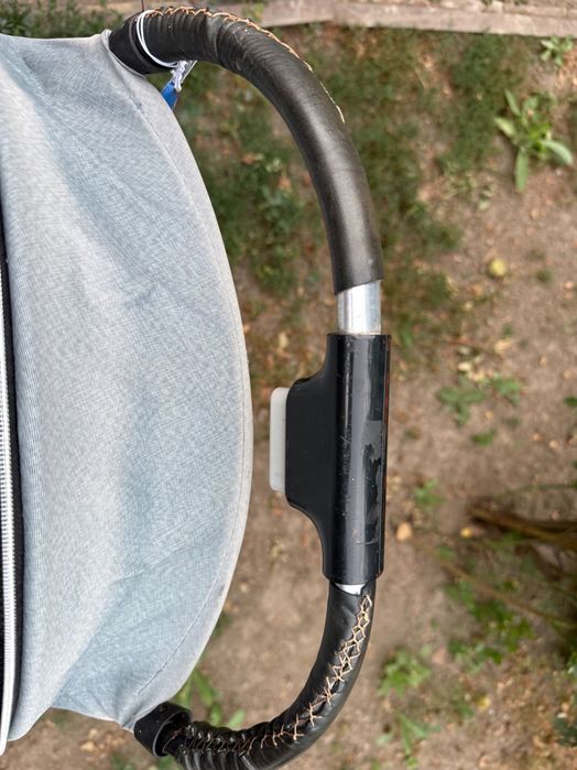 Продам детскую коляску