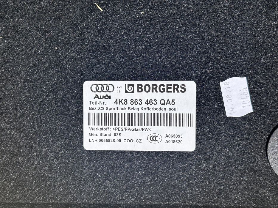 Кора багажник AUDI A7 C8 4K8863463