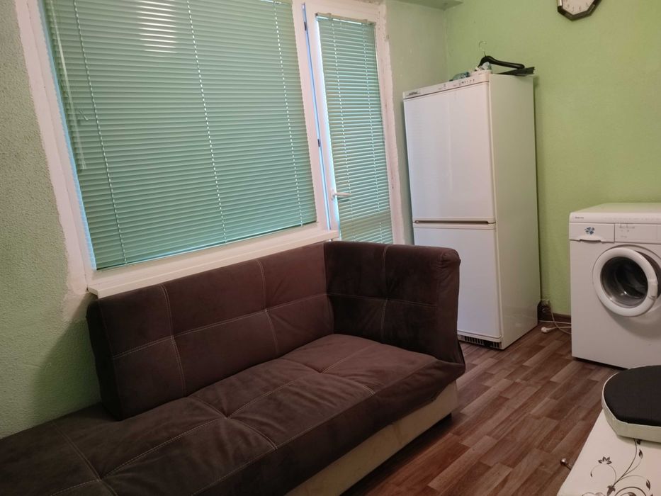 Продава се Едностаен апартамент в Търговище, Запад 3 - 44 кв.м за 904 €/кв.м - Снимка #2