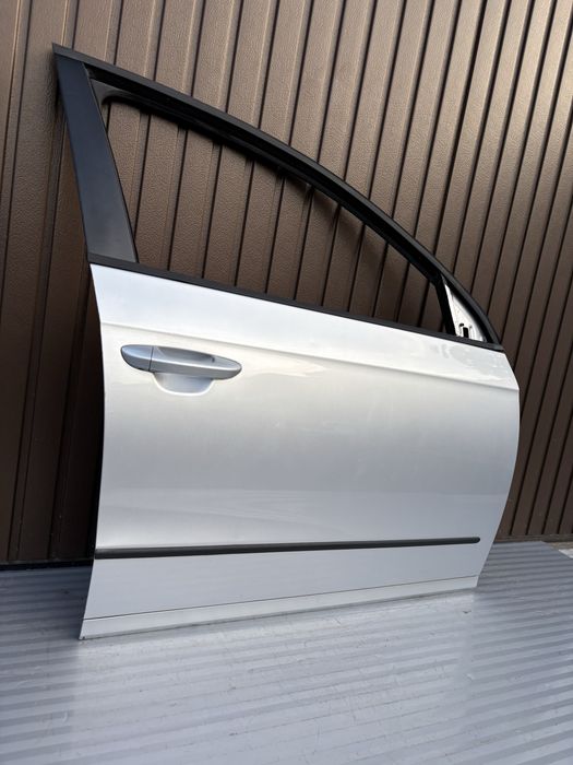 Usa dr fata vw Passat B6 / cod de culoare LA7W / 2006-2010