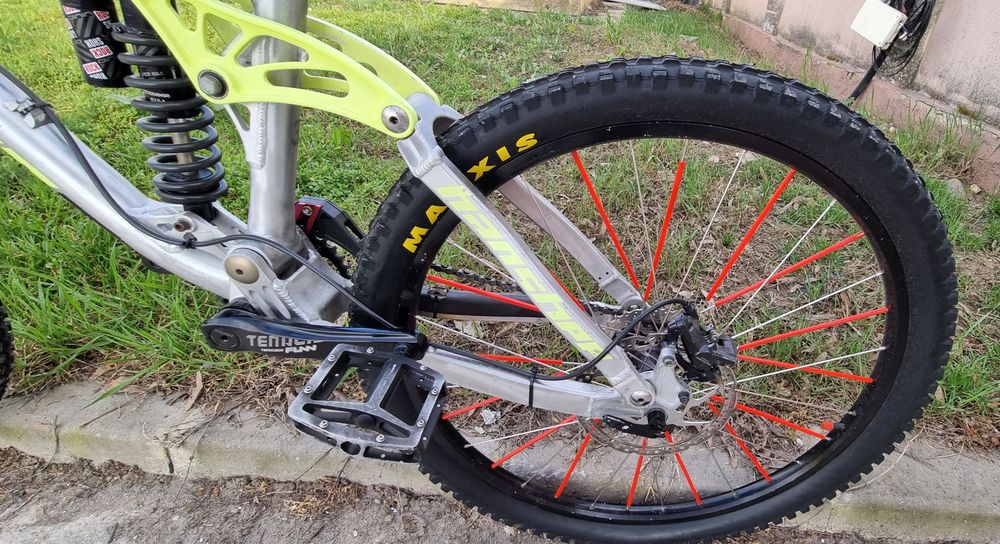 Bicicleta  banshee wildcard 26.5
[25.03, 16:57] *Dav