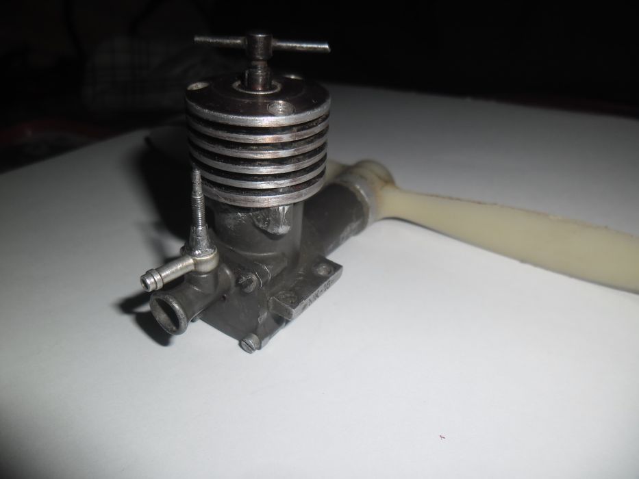 Микродвигател МК-16