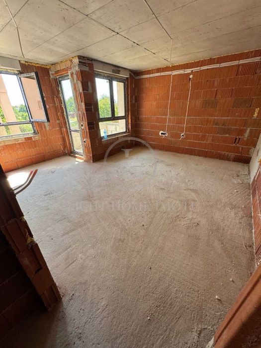 Продава се Двустаен апартамент в Пловдив, Прослав - 65 кв.м за 1103 €/кв.м - Снимка #1