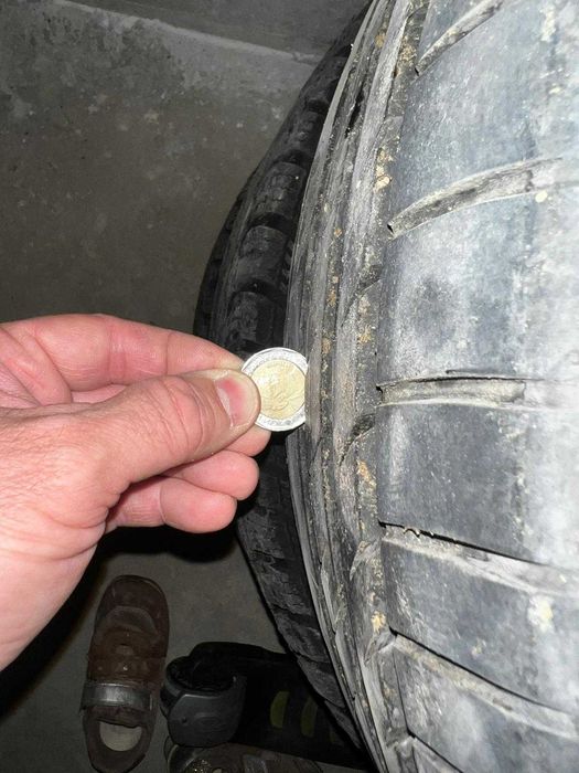 Гуми в добро състояние, размер 205 55 16