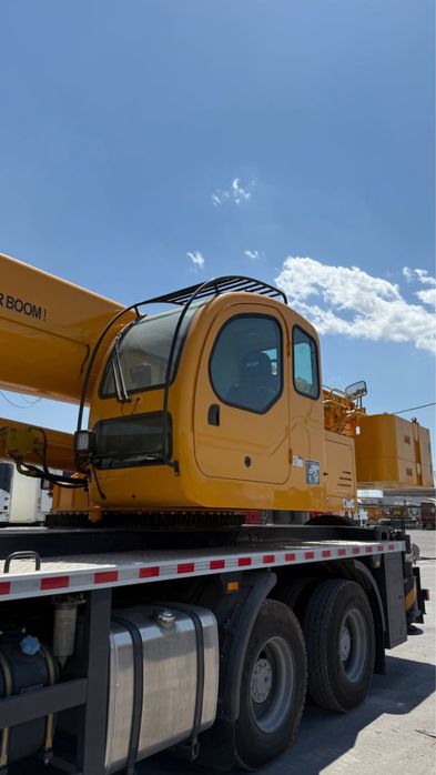 Avtokran XCMG , Zoomlion 50 tonna