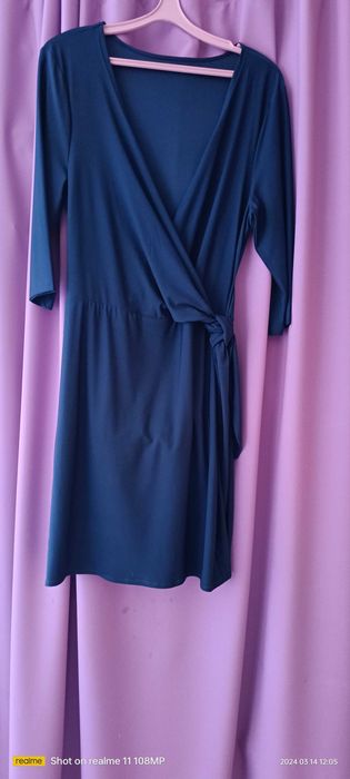 Продам новое стильное платье