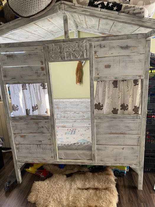 Детско легло къщичка