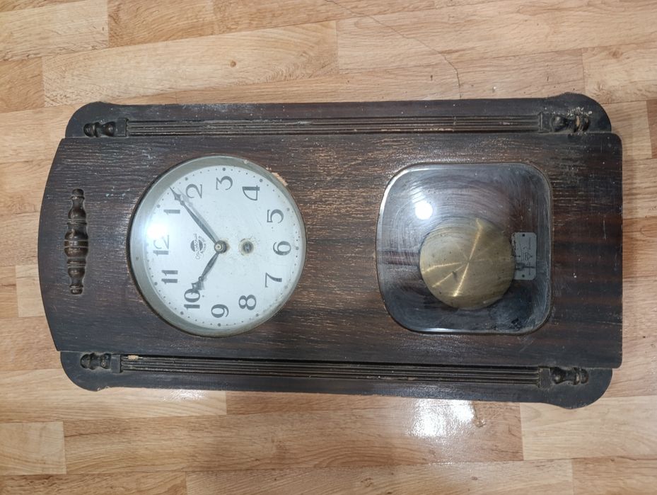 Продам часы антиквариат