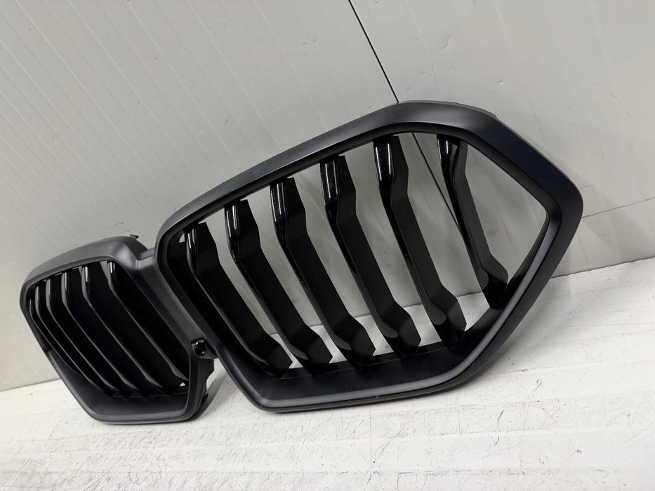 Декоративна решетка / бъбреци / грилове БМВ Х6 Г06 фейс BMW X6 G06 LCI