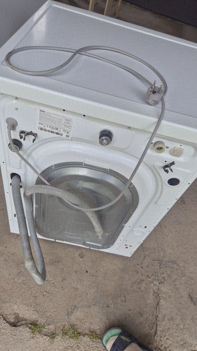 Продам стиральную машинку