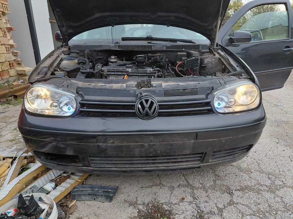 Фарове за Голф 4