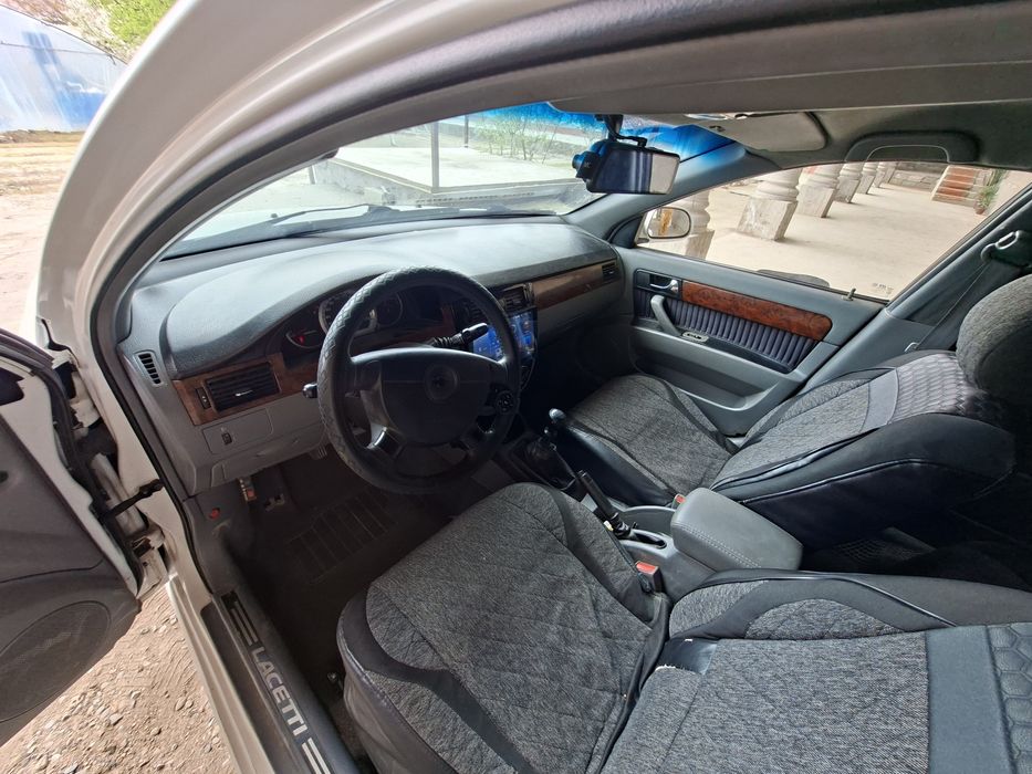 Lasitti 2009 mexanika