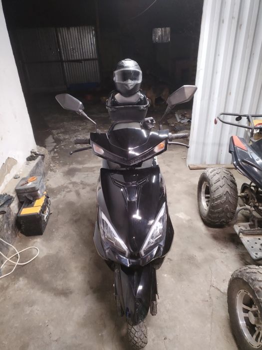 Продам скутер срочно