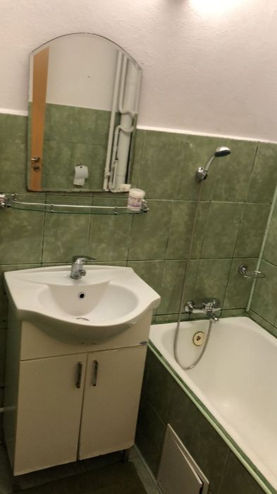 Inchiriez apartament 2 camere