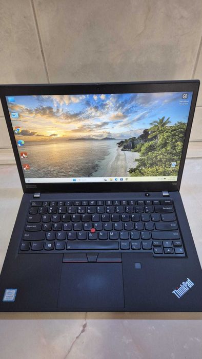 Vând laptop Lenovo ThinkPad T490 i5 16GB RAM 512 SSD