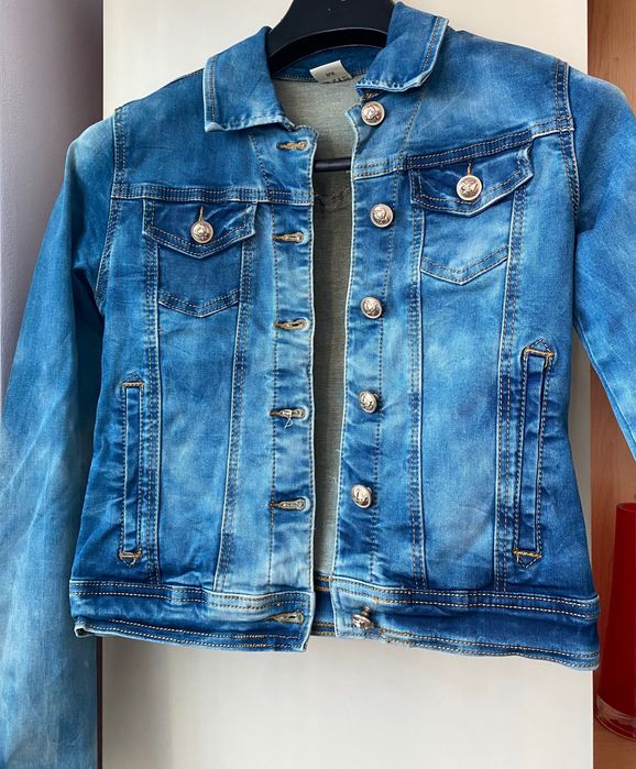 Дънково яке с камъчета