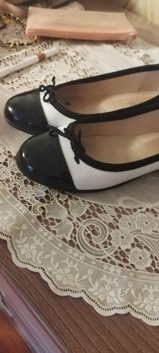 Продам Туфли школьные