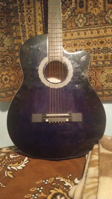 Продам новую гитару