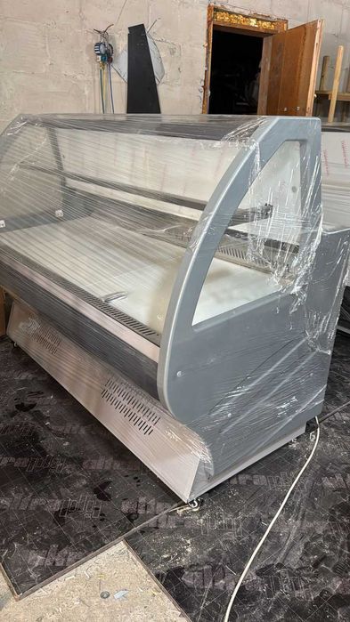 Витринный холодильник