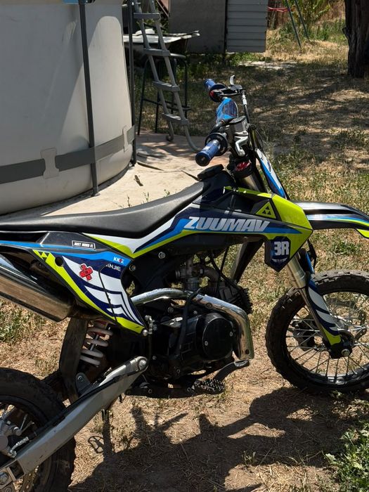 Продам питбайк ZUUMAV 125 кубов