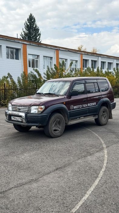 продам хороший автомобиль