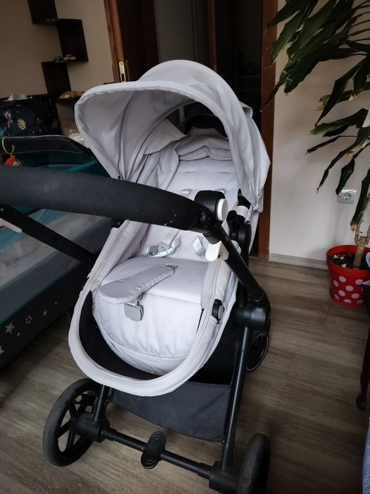 Бебешка количка Cybex EOS basic