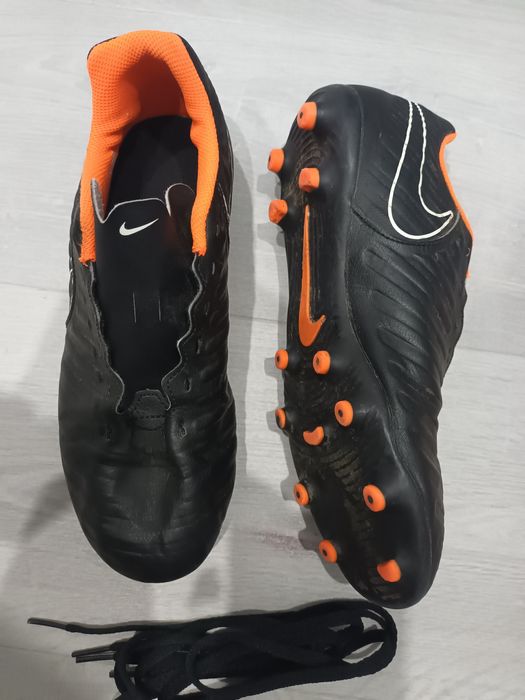 Vand ghete de fotbal / rugby Nike mărimea 38  jumate, 24 cm