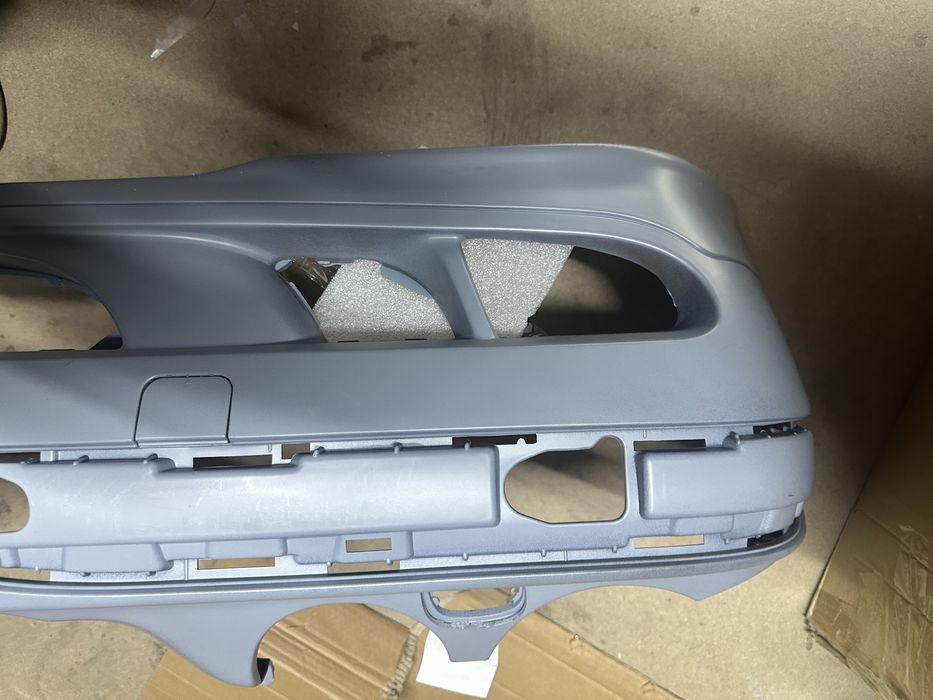 Бампер передний Мерседес 210 Рестайлинг