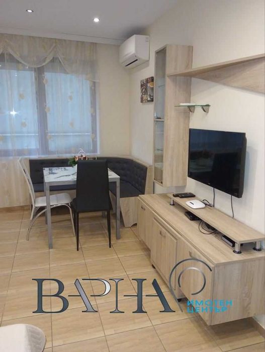 Дава се под наем Едностаен апартамент в Варна, Център - 35 кв.м за 336.6 € - Снимка #4