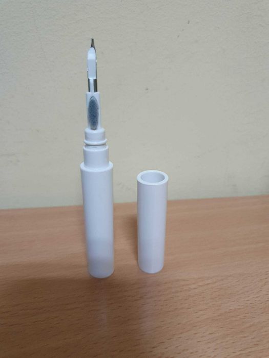 Комплект за почистване на Bluetooth слушалки