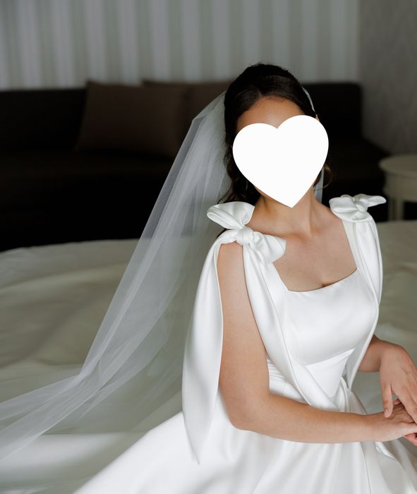 Нежна сватбена рокля