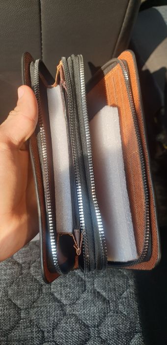 Erkaklar uchun hamyon