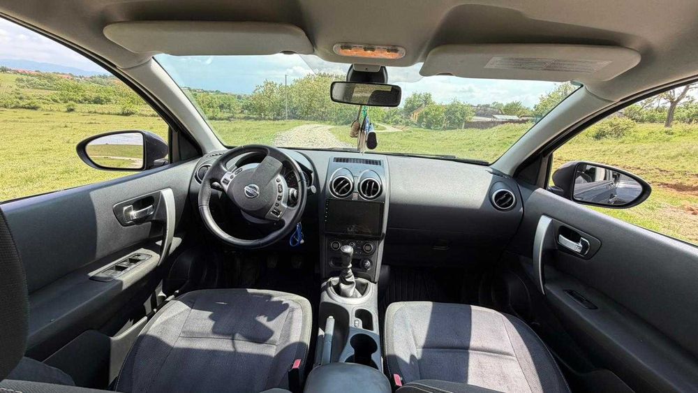 Vand nissan qashqai an 2010