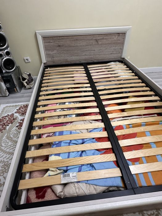 Продам спальный кровать